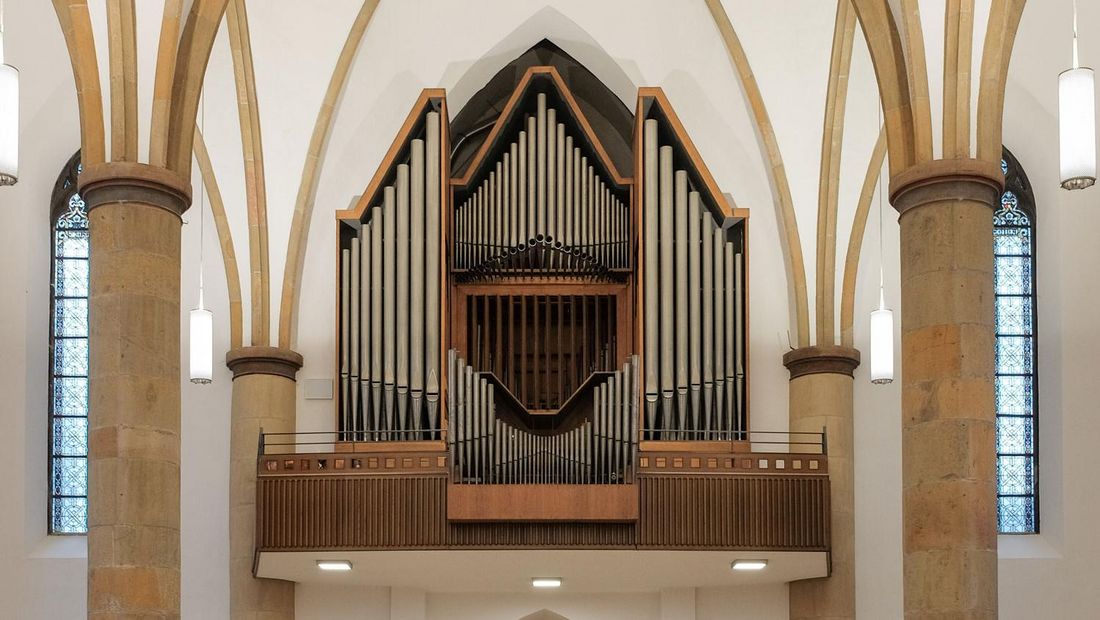 Pfarrkirche St. Lucia  - Klais-Orgel (38/III, 1963)